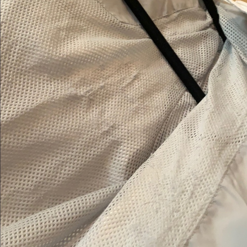 Women’s White Columbia Jacket - Picture 5 of 10